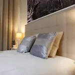 Casa D'avenida 3*