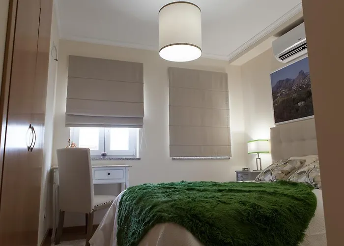 Casa D'avenida 3* Мантейгас