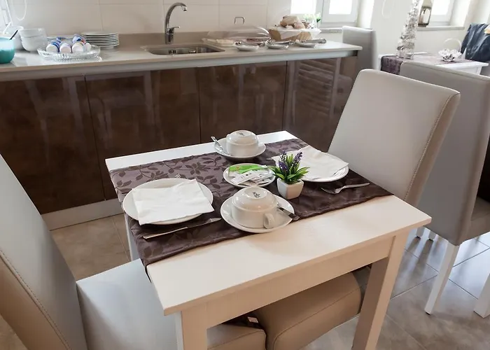 Casa D'avenida 3*